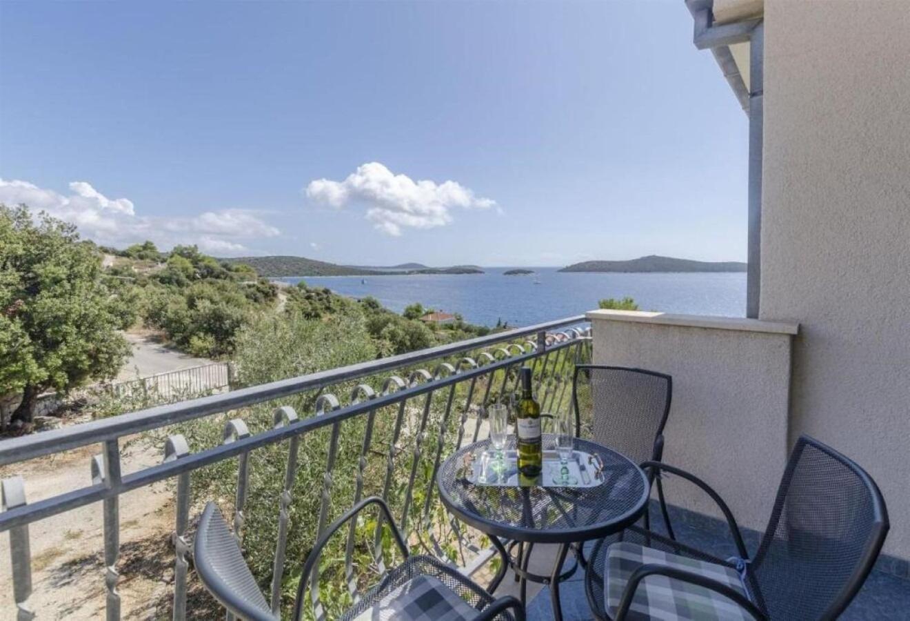 Apartments Mil - 80M From The Sea Sevid Extérieur photo